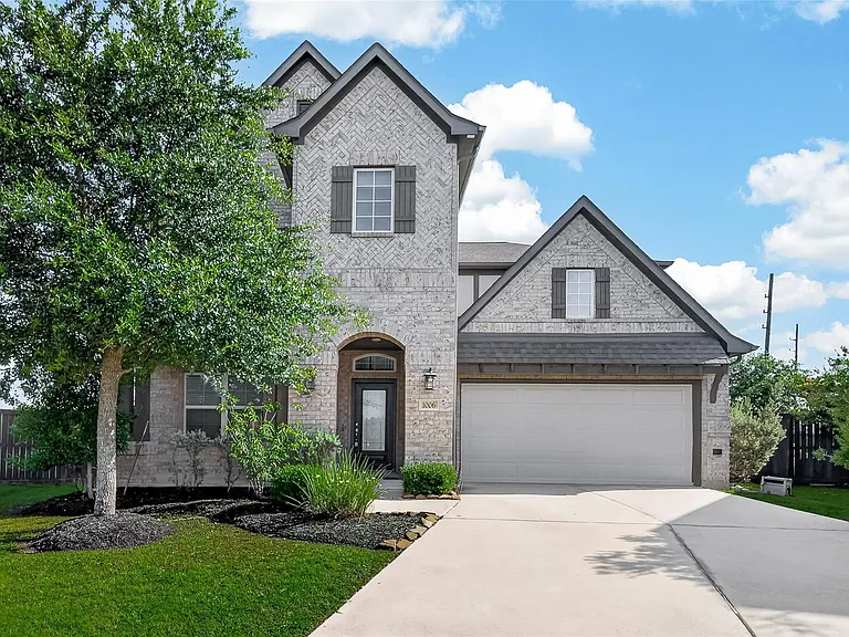 1006 Grey Dusk Ct — Photo 2
