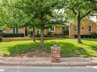 1713 Ridgecrest Rd, Edmond, OK 73013