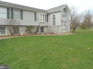 1942 Freier Rd, Quakertown, PA 18951