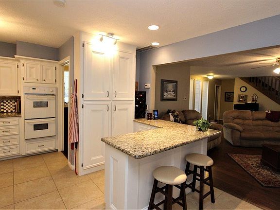 4th image of 22315 Bucktrout Ln