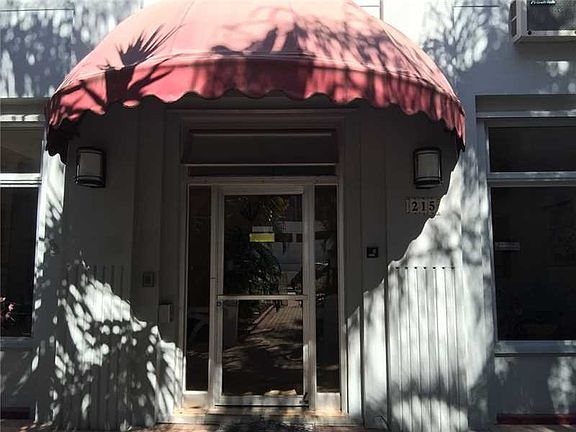 2nd image of 215 30th St APT 12