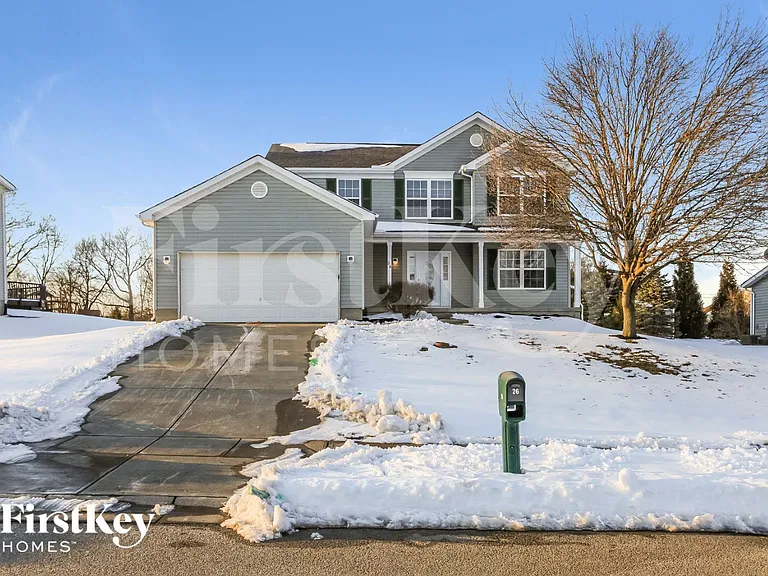 26 Forest Pond Dr — Photo 1