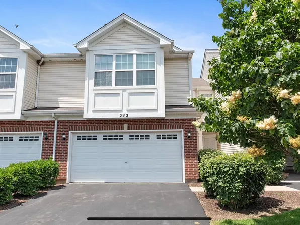242 S Oak Creek Ln, Romeoville, IL 60446