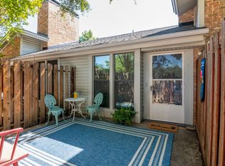 2505 Shady Ridge Dr, Bedford, TX 76021