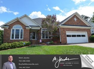 140 Woodfern Pl, Mooresville, NC 28115