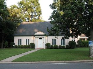 2703 Bon Vie Dr, Monroe, LA 71201