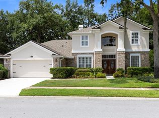 8052 Laurel Ridge Dr, Mount Dora, FL 32757