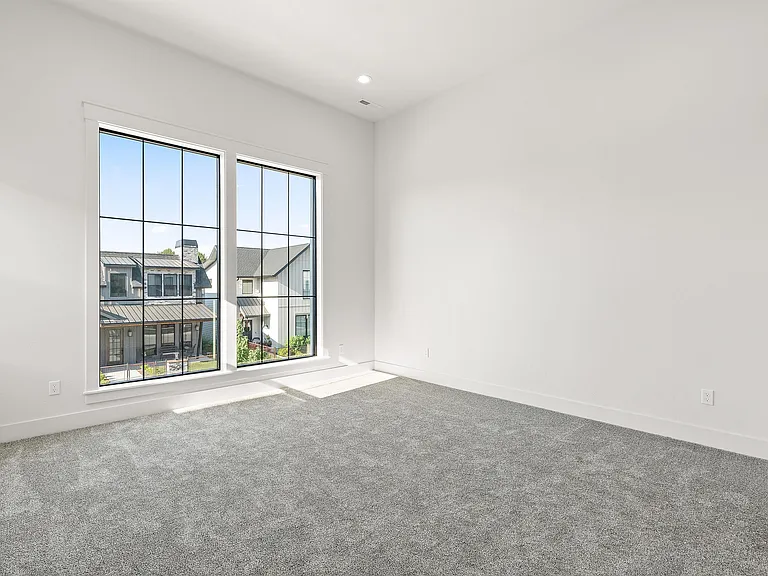 2490 W Iron Coop St #1 — Photo 11