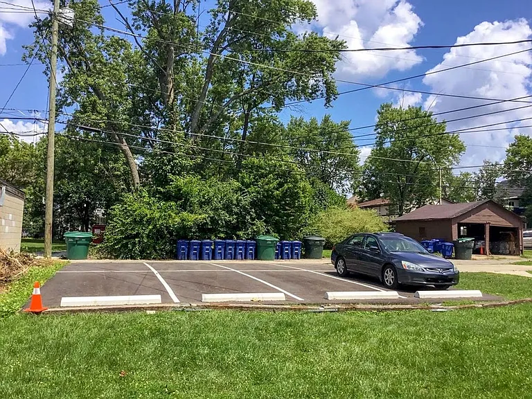 102 E Patterson Ave — Photo 14