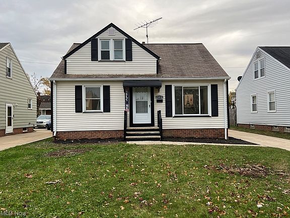 2nd image of 13818 Shady Oak Blvd
