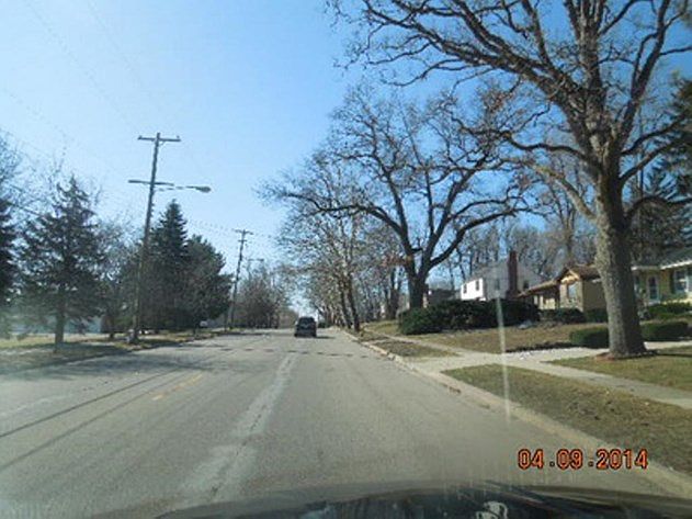 2nd image of 1335 Cambridge Dr SE