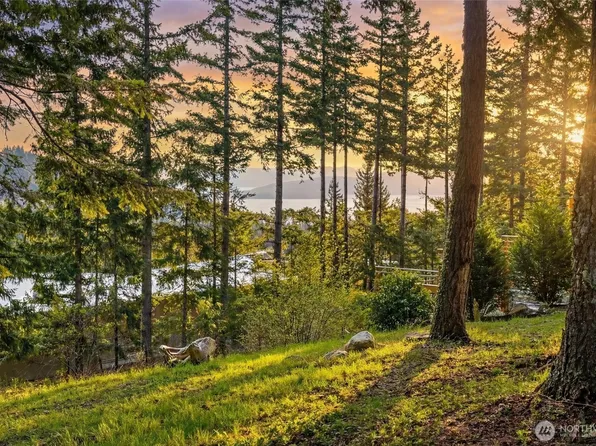 4334 Samish Crest Drive, Bellingham, WA 98229