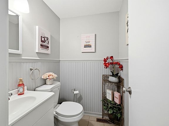 5th image of 29 Plantation Dr #29