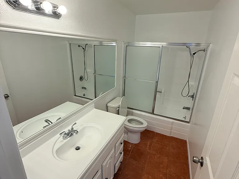 7504 Sepulveda Blvd #204 — Photo 8