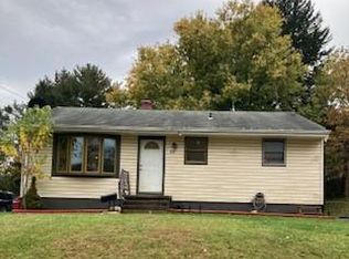 25 Tollgate Rd, Owings Mills, MD 21117