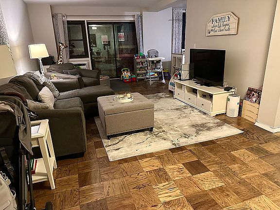 5th image of 25 Stewart Pl APT 416