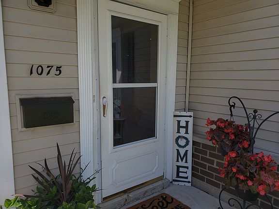 3rd image of 1075 Cove Dr #139-B