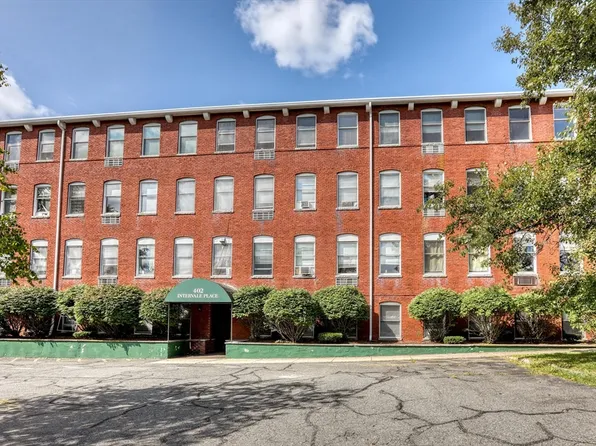 402 River St APT 3D, Haverhill, MA 01832