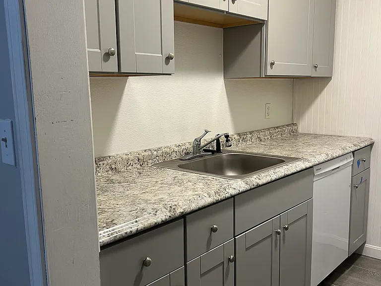 145 Broad St #18 — Photo 4