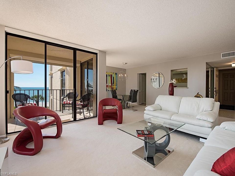 1st image of 3115 Gulf Shore Blvd N APT 204