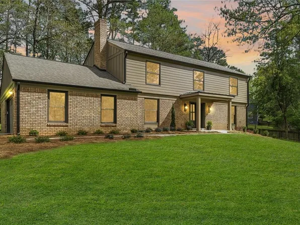 3829 Fox Hills Dr SE, Marietta, GA 30067