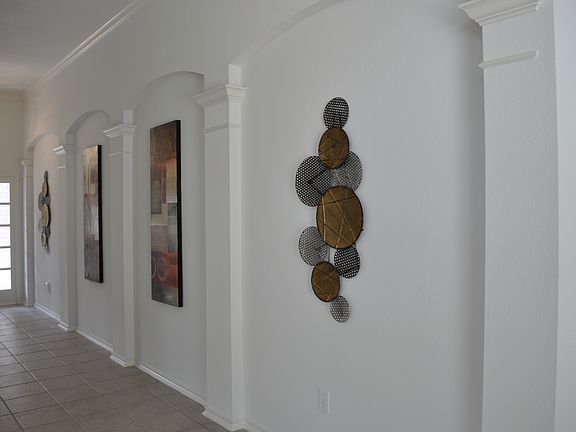 4th image of 35 Fonthill Way