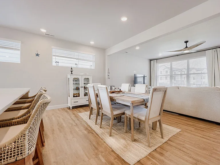 10725 Lewanee Point — Photo 10