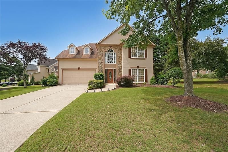 1st image of 2747 Harper Woods Dr