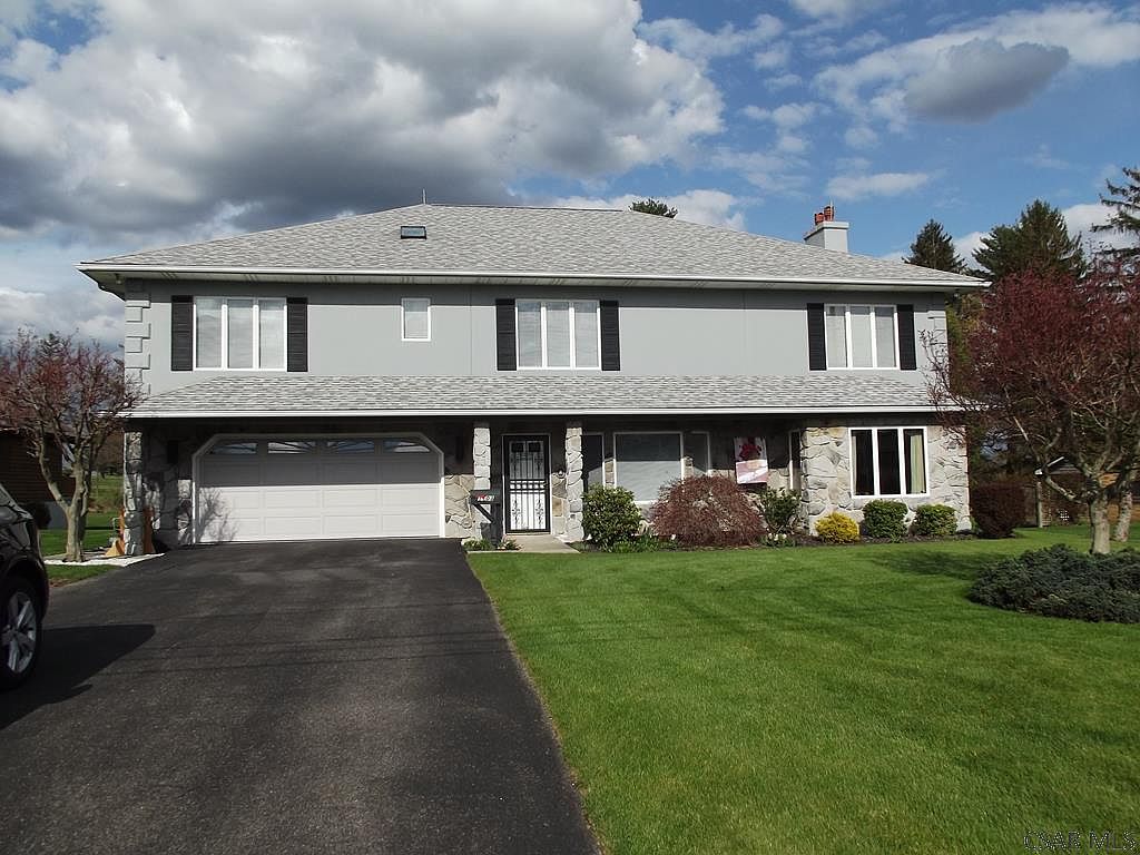 1103 Club Dr Johnstown Pa 15905 Mls 96024151 Zillow