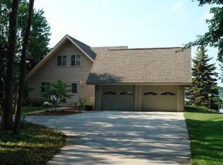 11171 E Royal Rd, Canadian Lakes, MI 49346