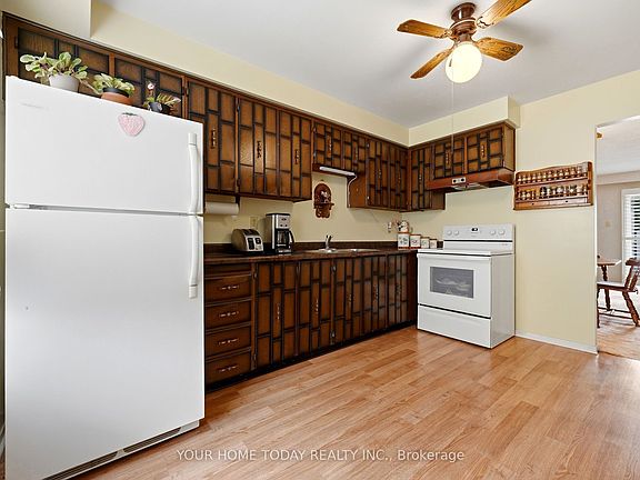 5th image of 7 Greenore Cres