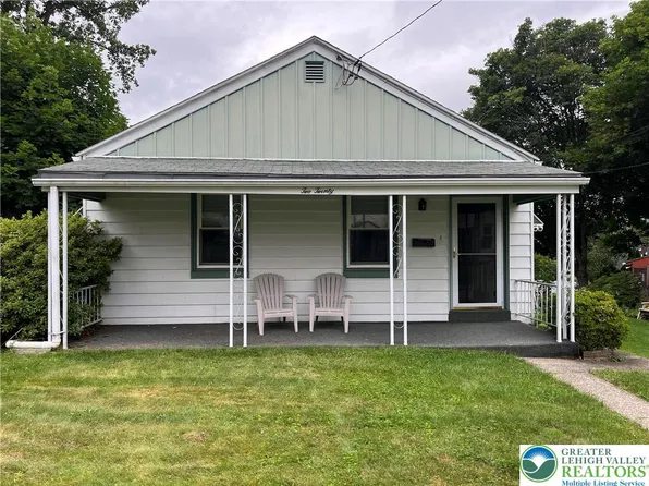 220 S 13th St, Emmaus, PA 18049