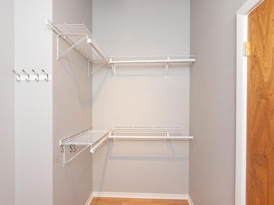 1st image of 1741 N Maplewood Ave #218