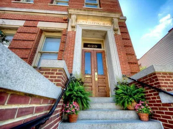 629 Constitution Ave NE APT 203, Washington, DC 20002