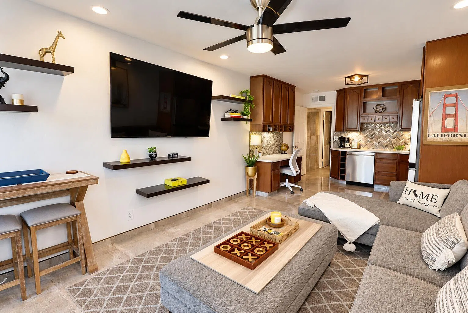 1 bed, 565 sqft, $1,700 — Photo 3