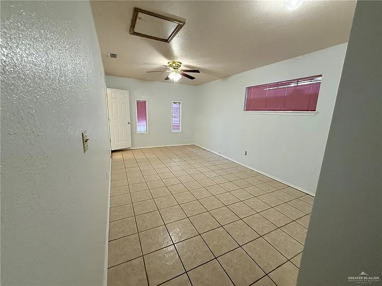 612 Tamarack Ave — Photo 5