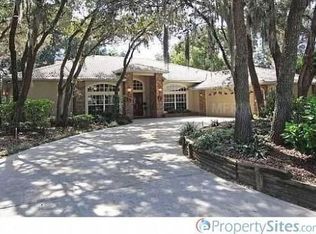 8814 Whispering Oaks Trl, New Port Richey, FL 34654