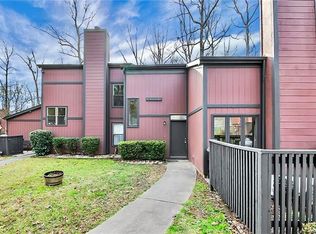 6106 Honeysuckle Ln, Charlotte, NC 28212