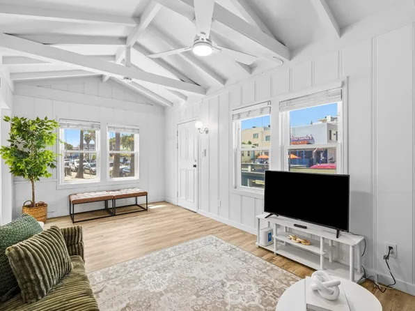 3861 Mission Blvd #Id1533794p, San Diego, CA 92109