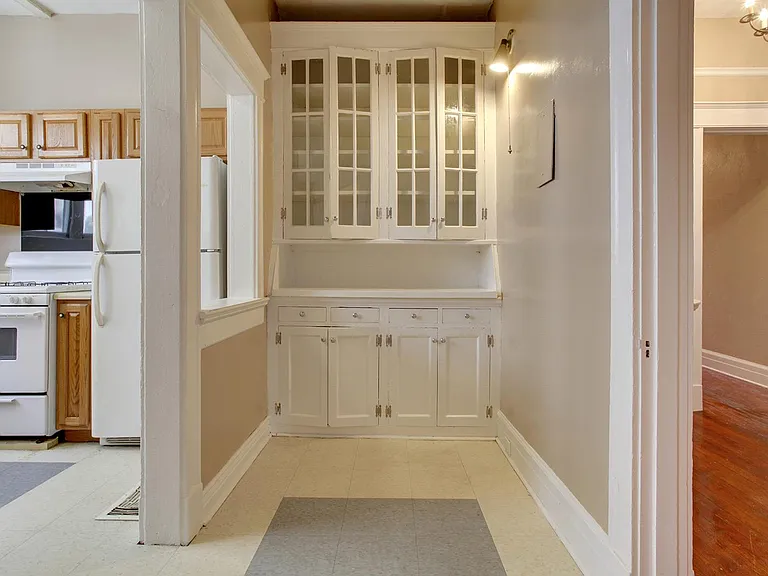 2833 Napoleon Ave #BE — Photo 4