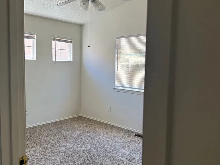 7408 Tricia Rd NE — Photo 8