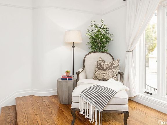 2nd image of 2386 Union St #4