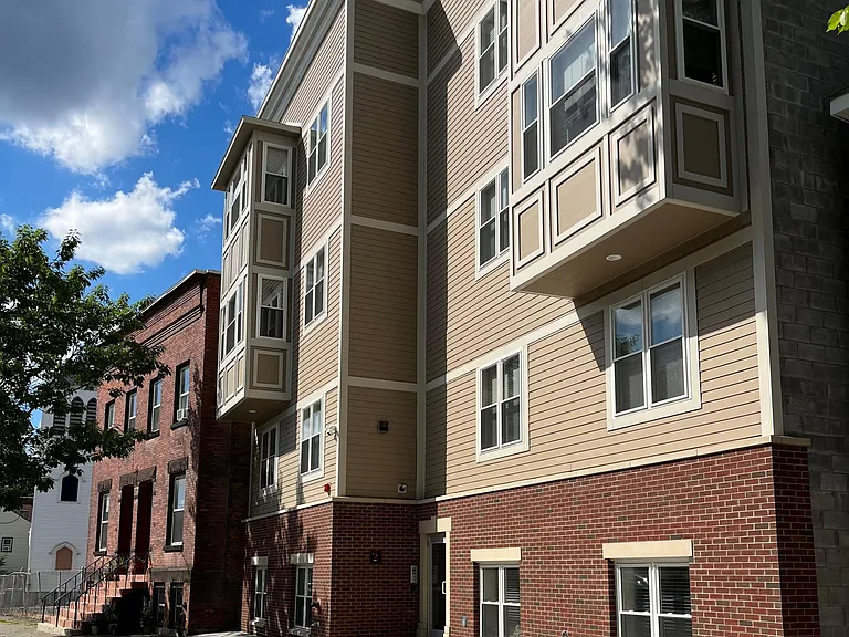 427 Washington Ave #4C — Photo 25