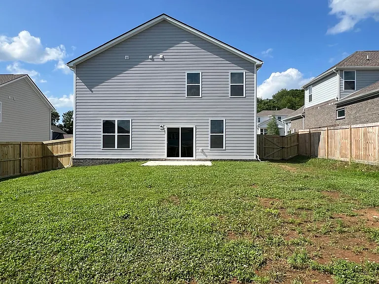 1030 Ewell Farm Cir — Photo 17