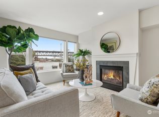 3919 Latona Ave NE APT 403, Seattle, WA
