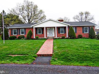 2560 Sardonyx Dr, Chambersburg, PA, 17202