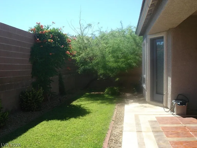 11749 Stonewall Springs Ave — Photo 9