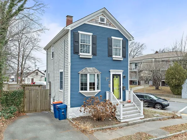 54 William St, Fairhaven, MA 02719