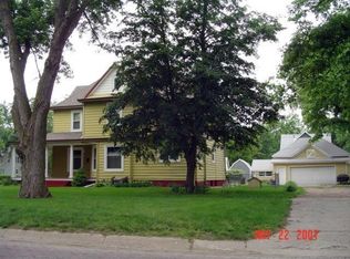 1405 12th St #2, Aurora, NE 68818