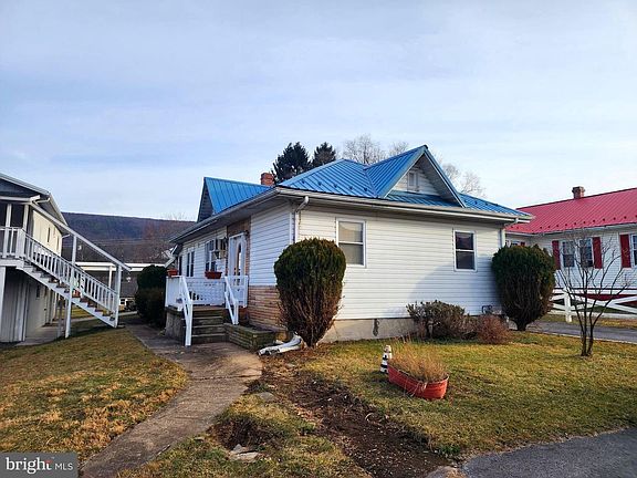 3rd image of 14218 Gardner Ave
